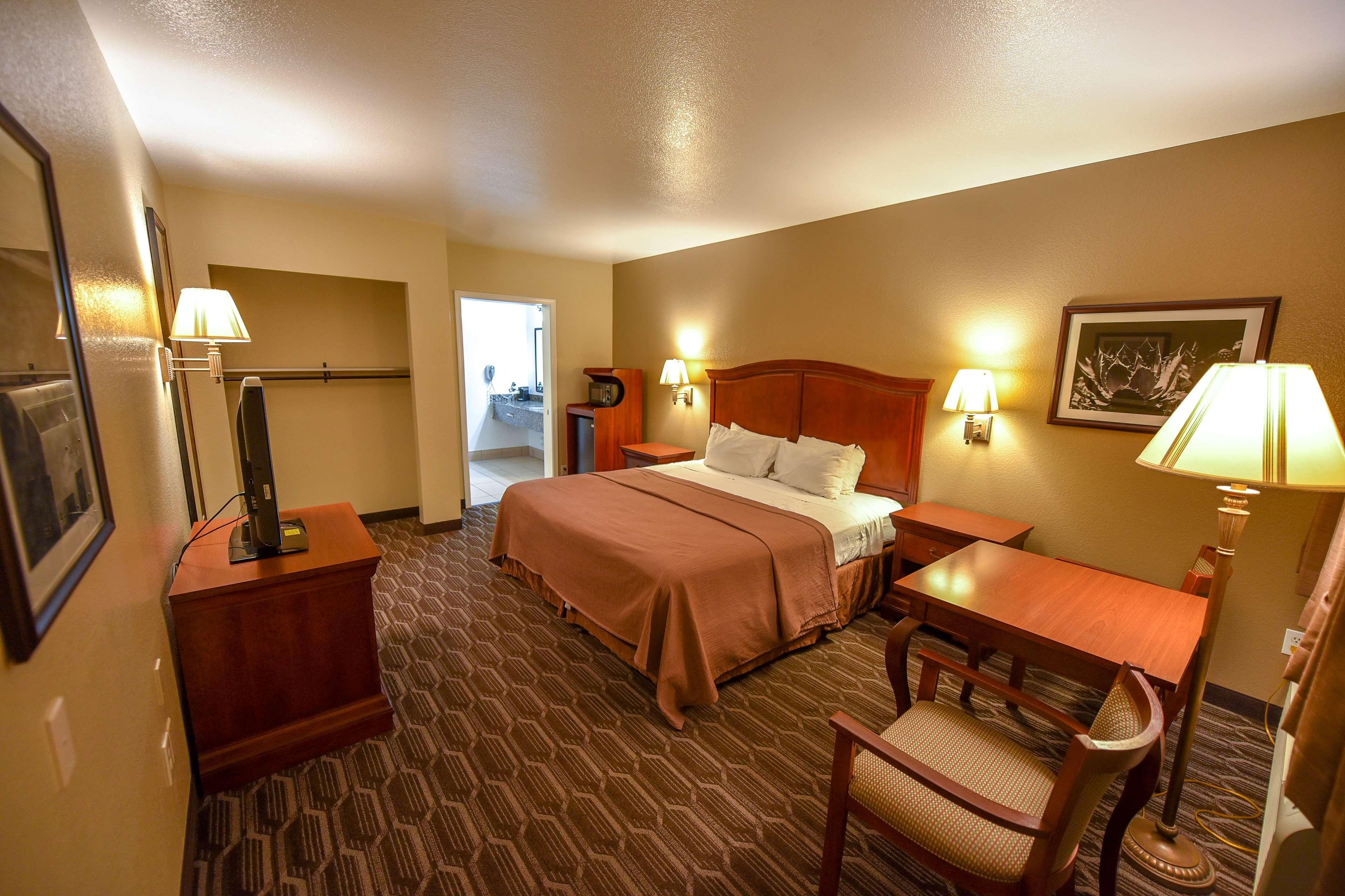 Western Of Hotel Chandler