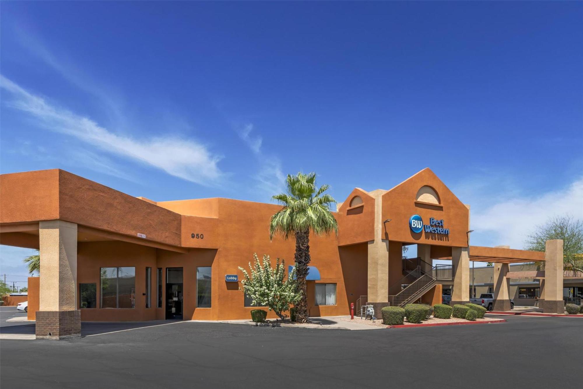 Hotel Western Of 3*